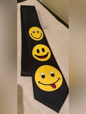 Fratello brand emoji-style smiley face black silk tie